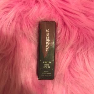 BRAND NEW SMASHBOX LIPSTICK